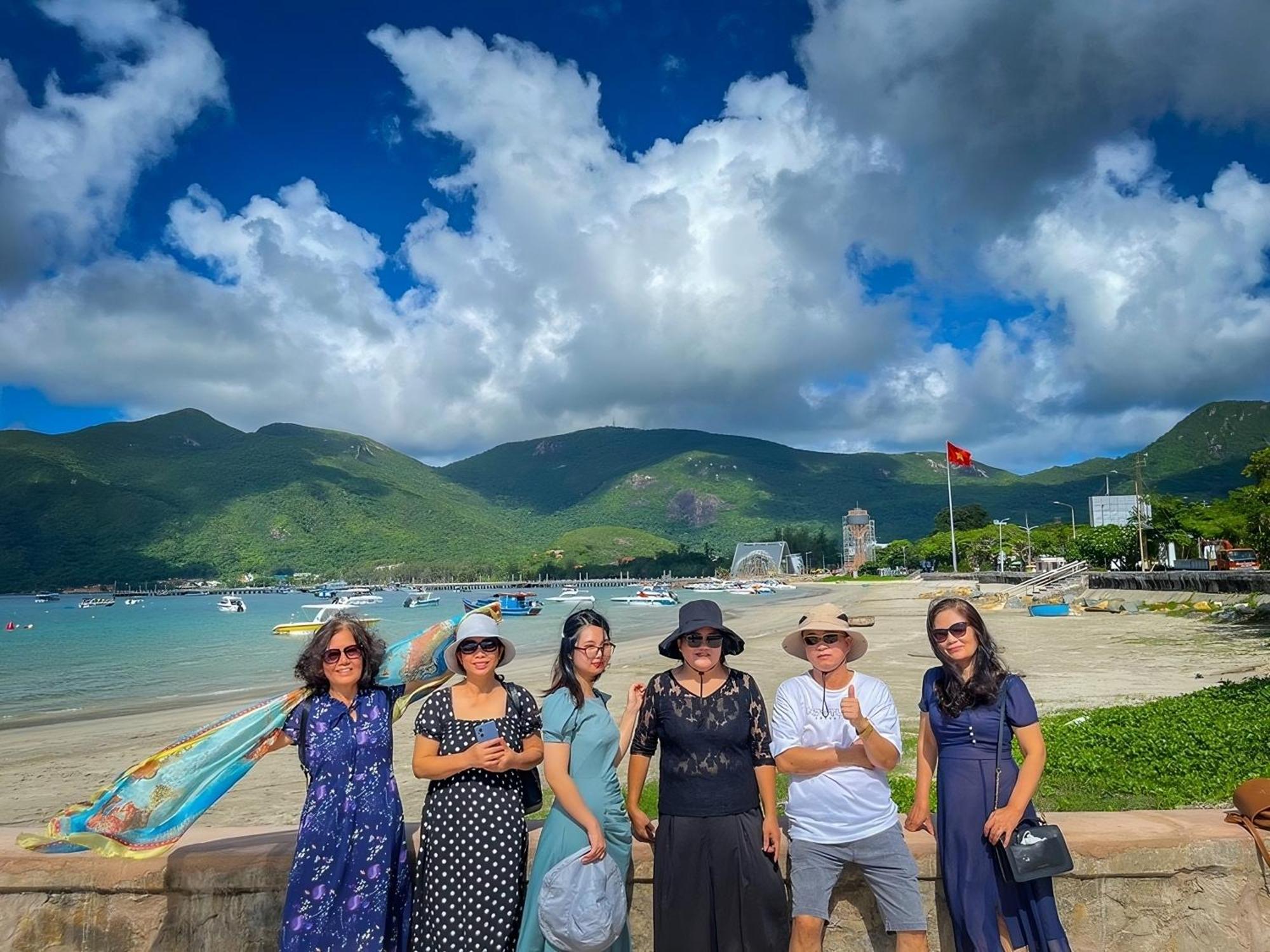 Duy Canh Homestay Chi Khu Co Ong Zewnętrze zdjęcie